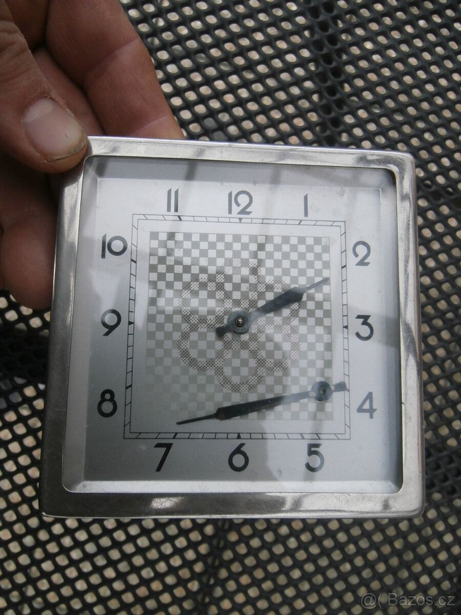 Budík starý starožitný včetně zaslání za 400 kč - 2