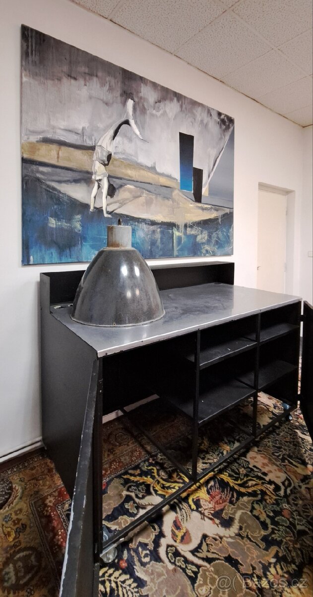 Prodám nerez stůl na kolečkách.Rozměry : 160+83+83 cm. - 2