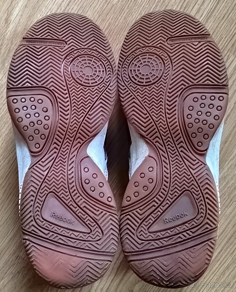 Dětská sportovní obuv Columbia a Reebok - 2