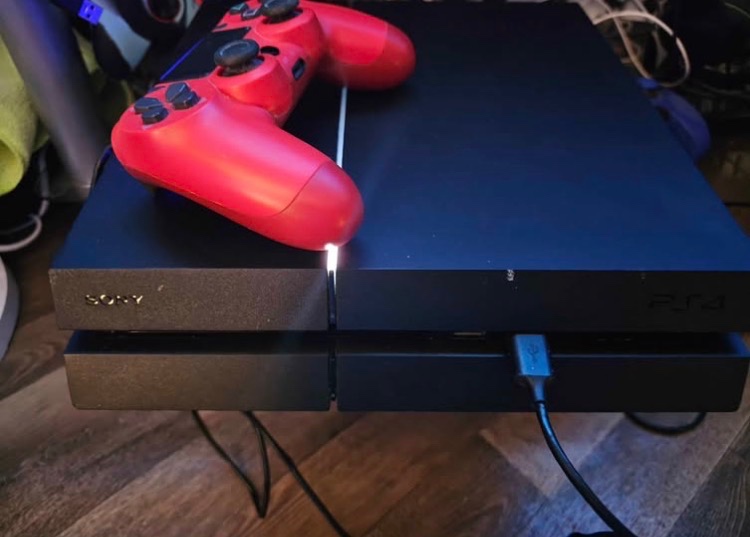 PlayStation 4 + hry - 2