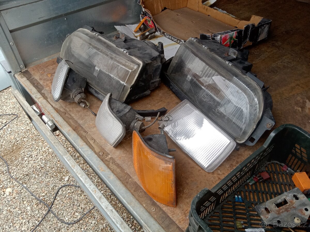 Přední světla a blinkry Ford Scorpio první gen. - 2