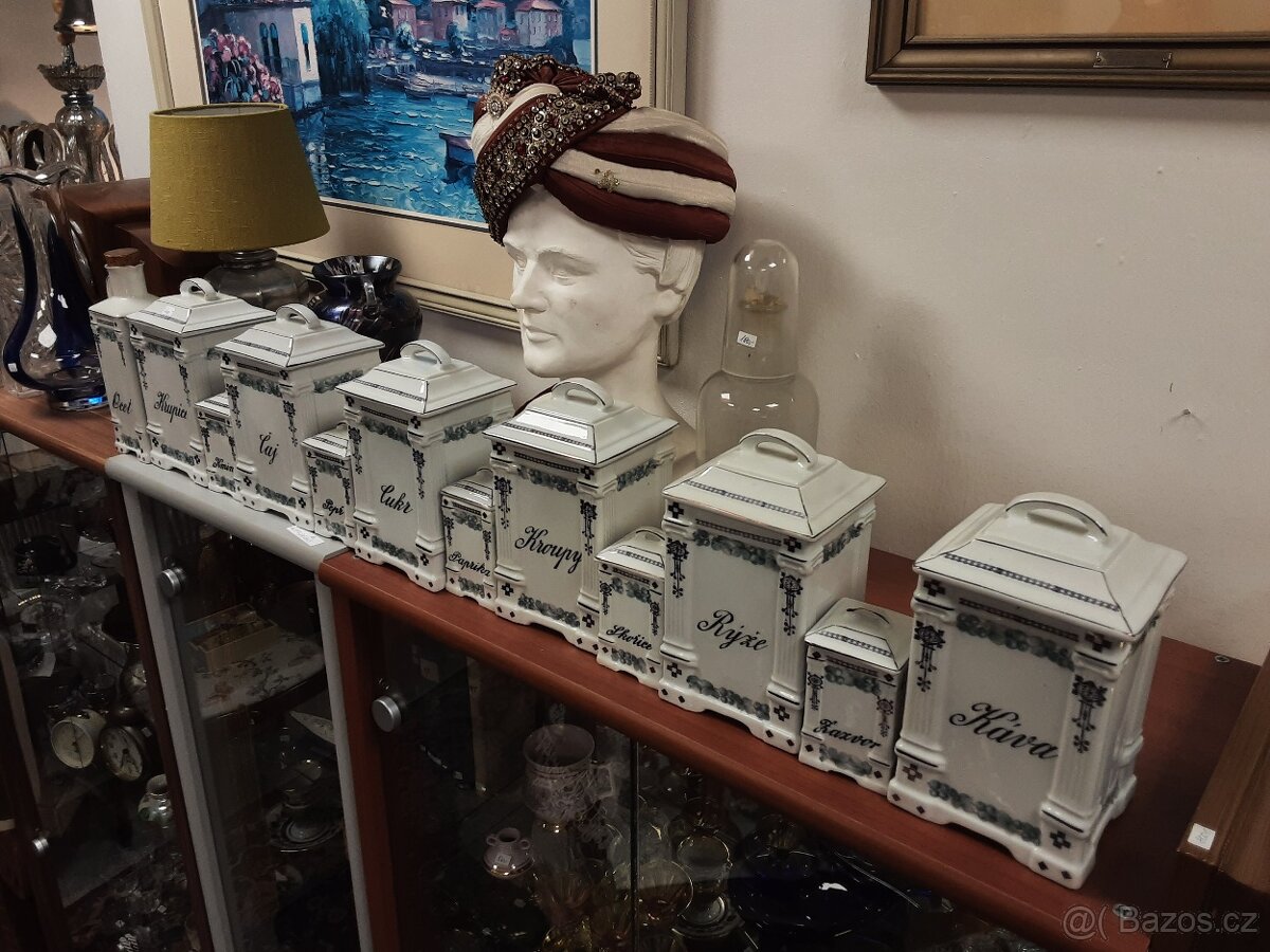 Starožitné porcelánové kořenky - 2