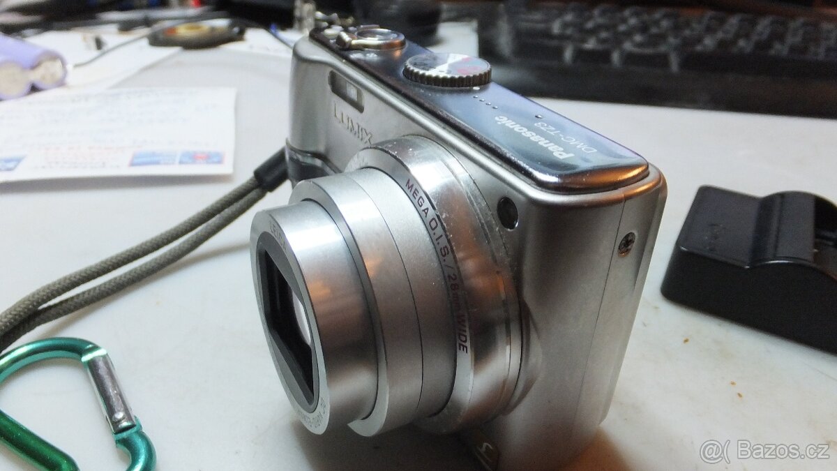 PANASONIC (LUMIX) - 2