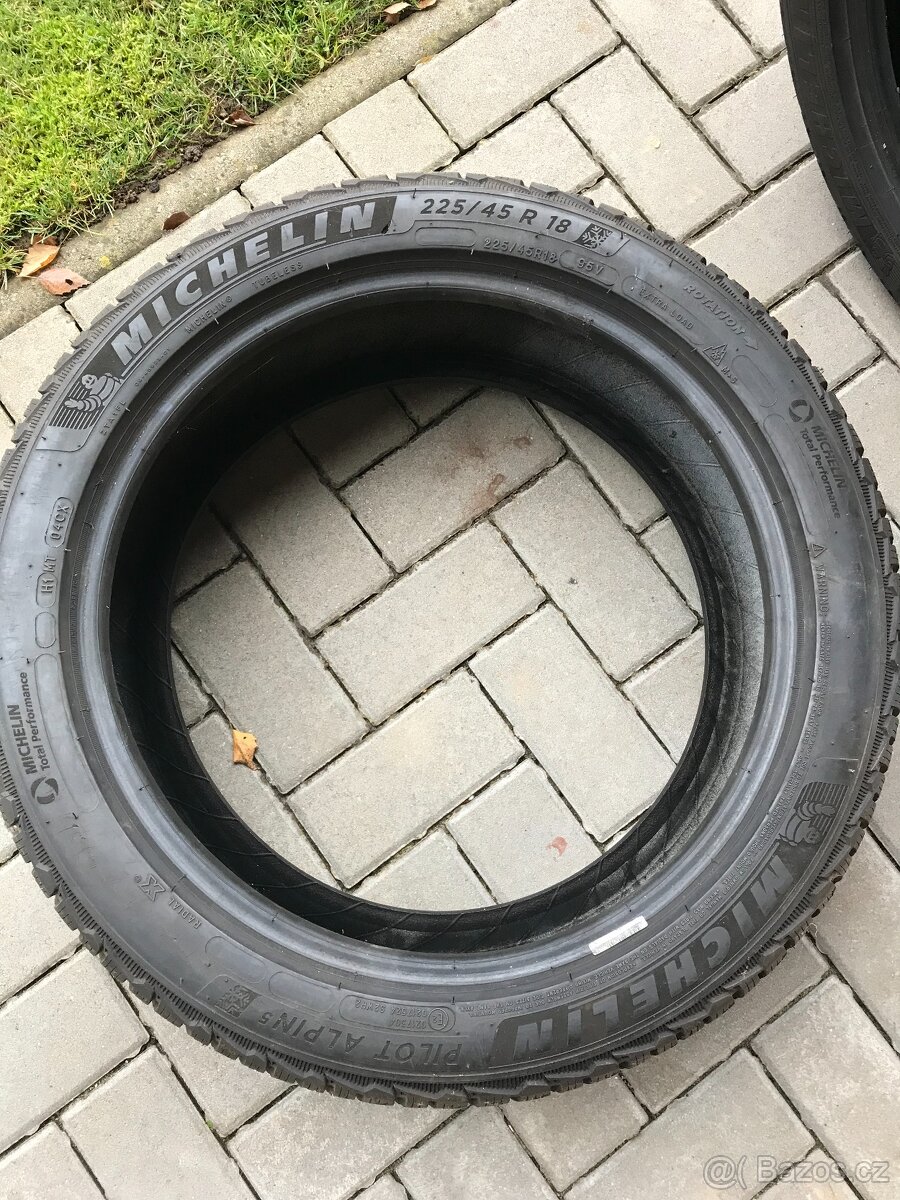 Prodám 4xpneu Michelin zimní 225/45-R18-DOT2020. - 2