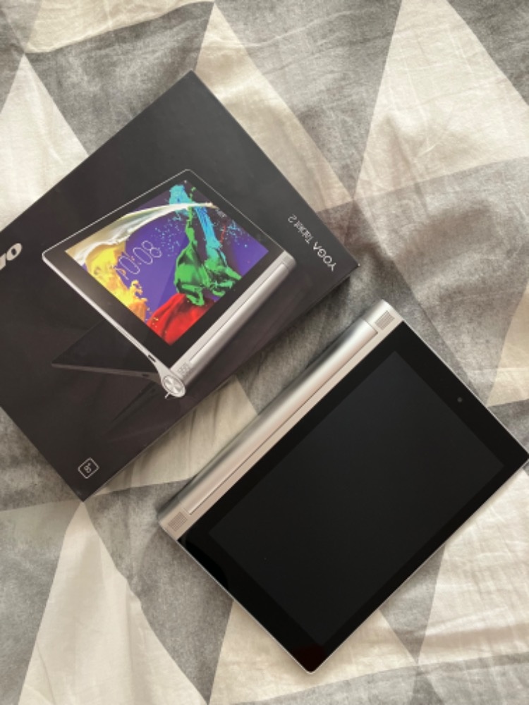 Lenovo YOGA tablet 2 LTE Platinum 8" Intel Atom - 2
