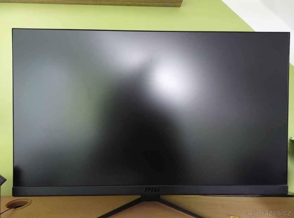 Herní PC + MSI 27" monitor - 2