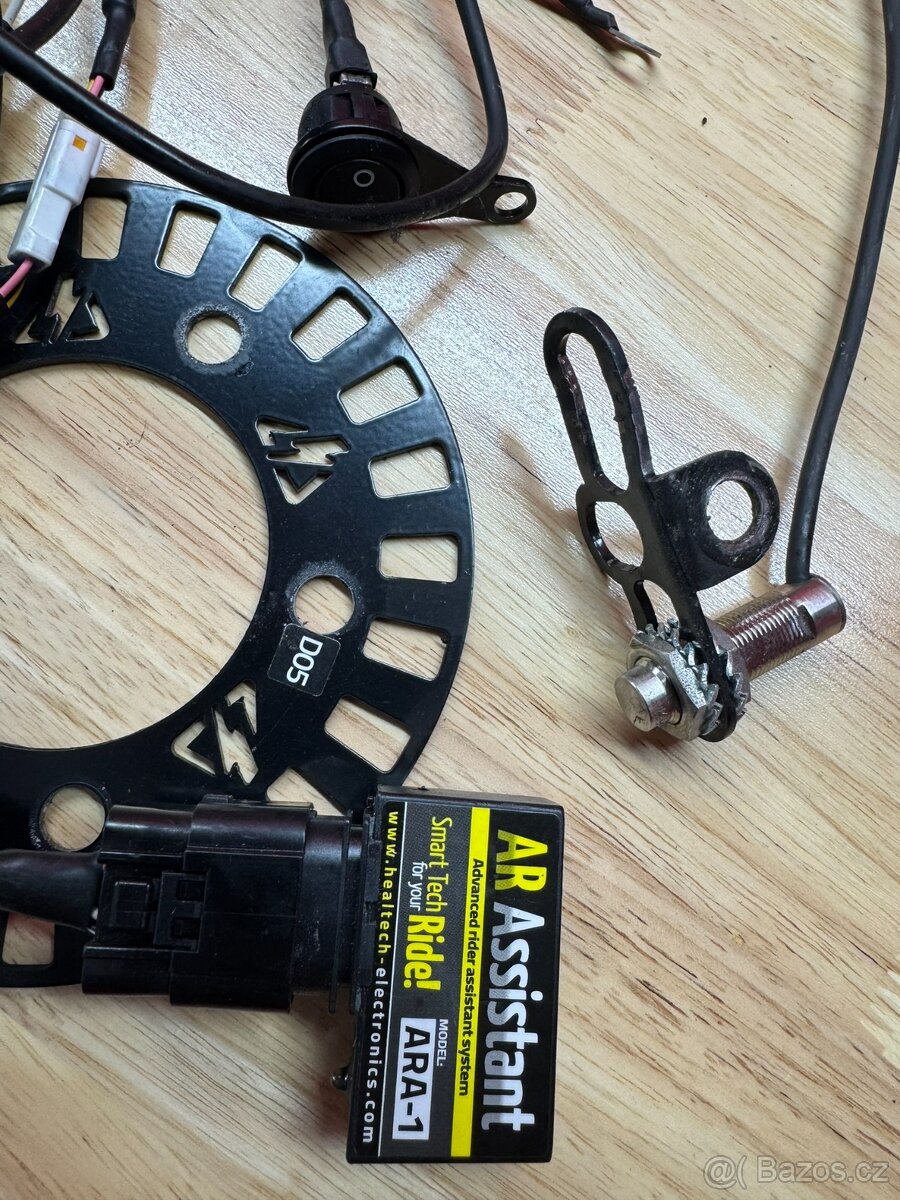 ARA-K2T + ARA-D05 sada jízdního asistenta ARA - 2