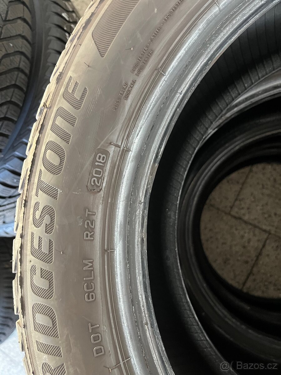 Letní pneu 215/55 R17 94V - 2