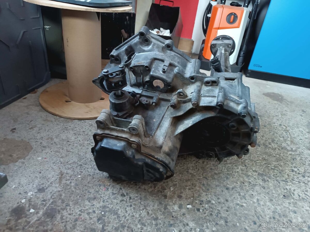 Převodovka T4 2,5 tdi 65kw - 2