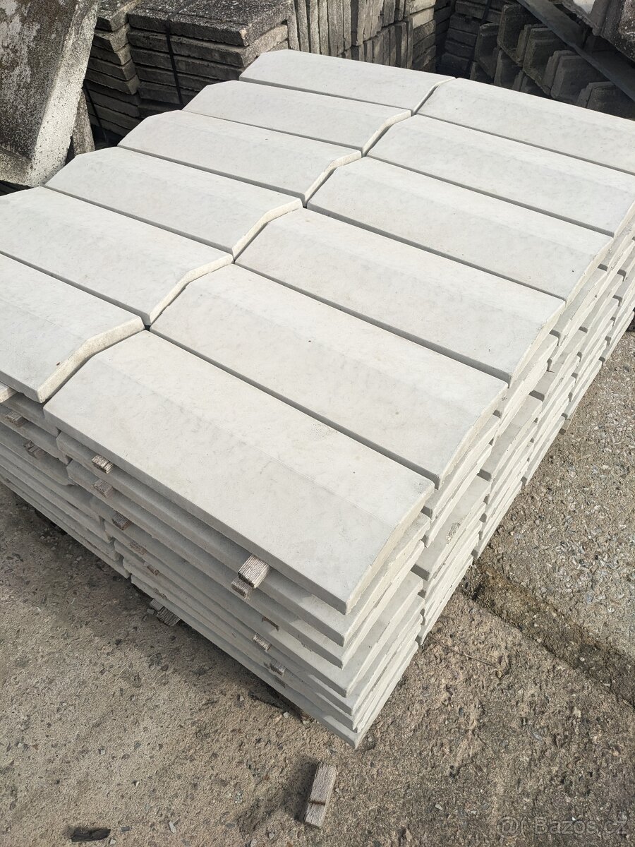 Plotová stříška - 2