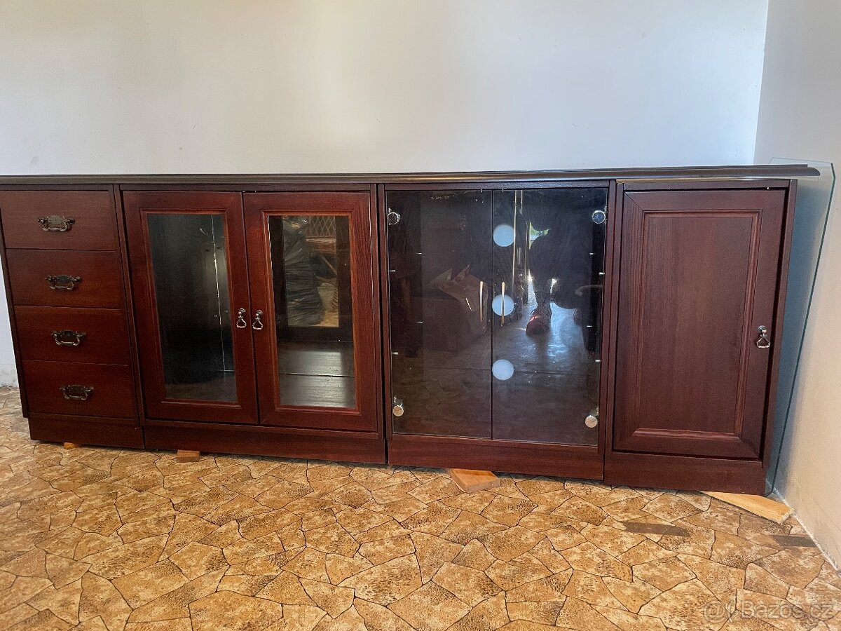 Komoda vyrobena na zakázku - 2