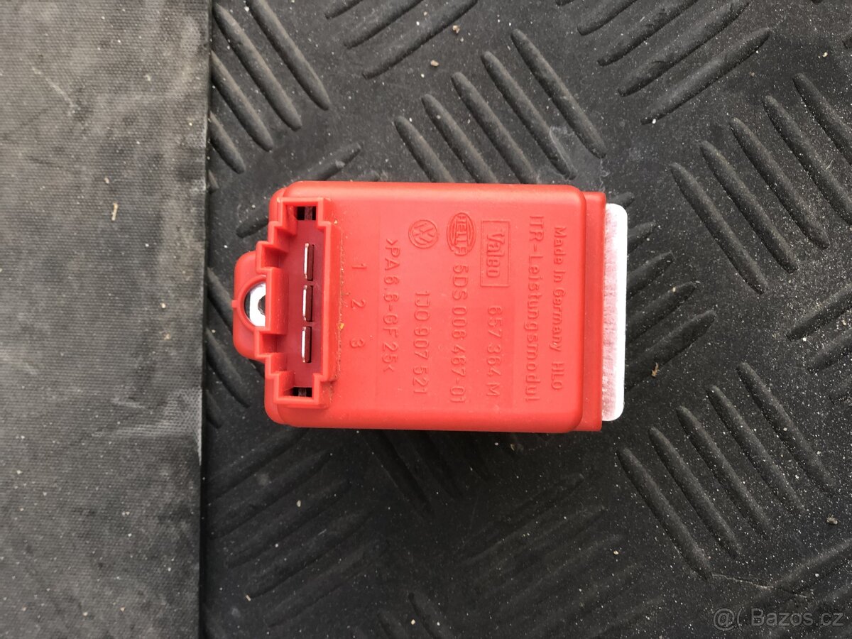 předřadný odpor / regulátor ventilátoru topení vw golf 4 - 2