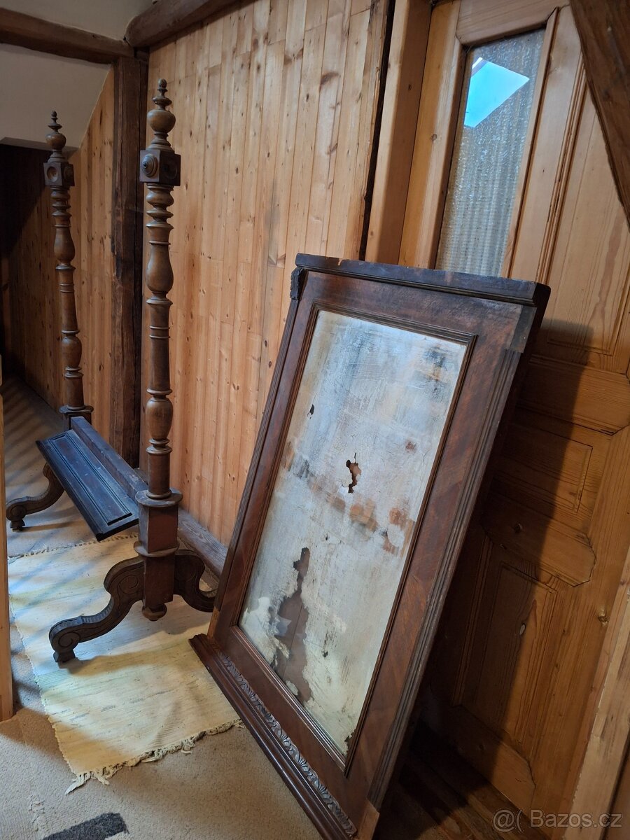 RETRO STOJAN SE ZRCADLEM - 2