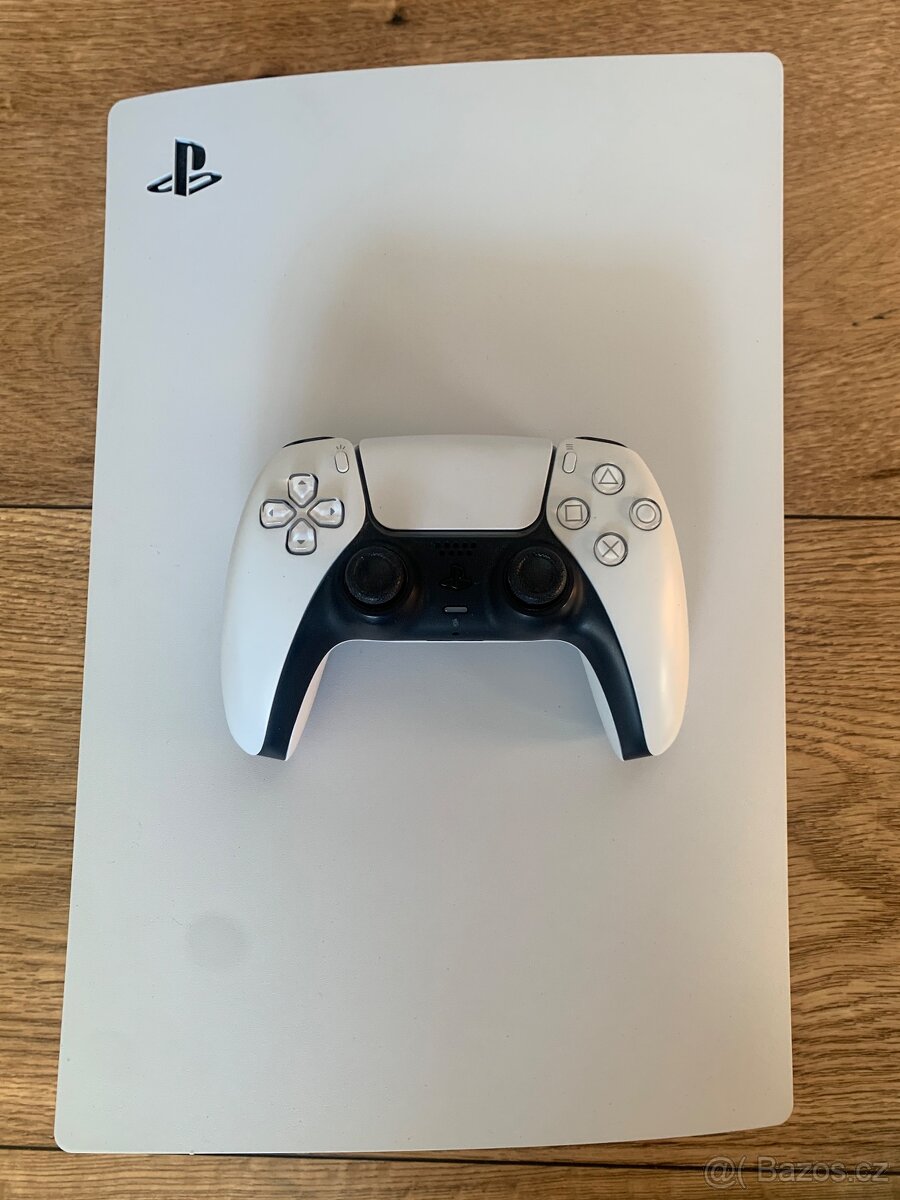 PlayStation PS5 s mechanikou - 2