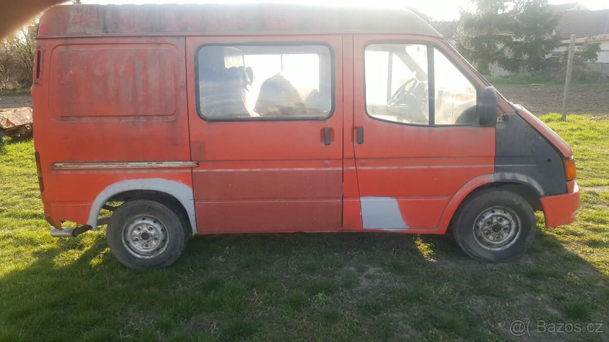 FORD TRANSIT 2,5D - 2