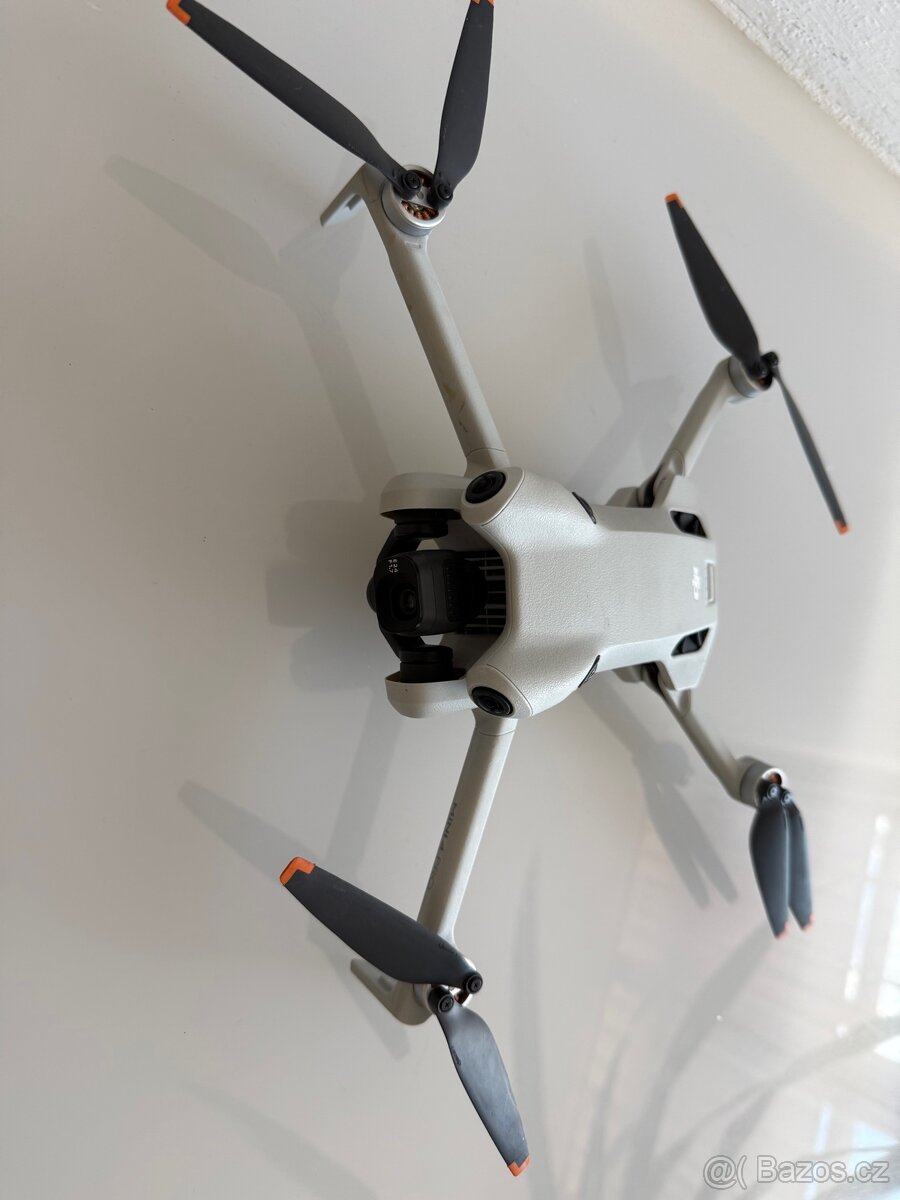 Dron DJI mini 4 pro - 2