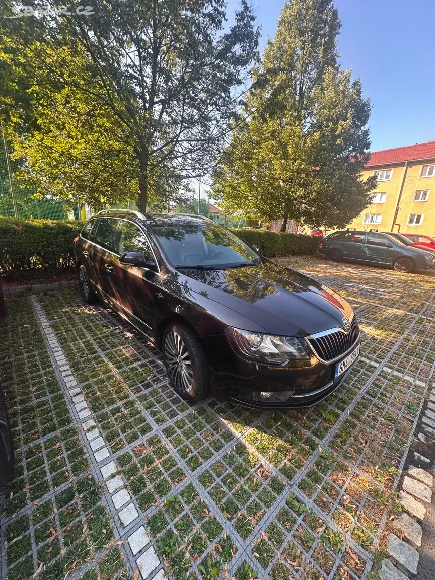 Skoda Superb laurin klement - 2