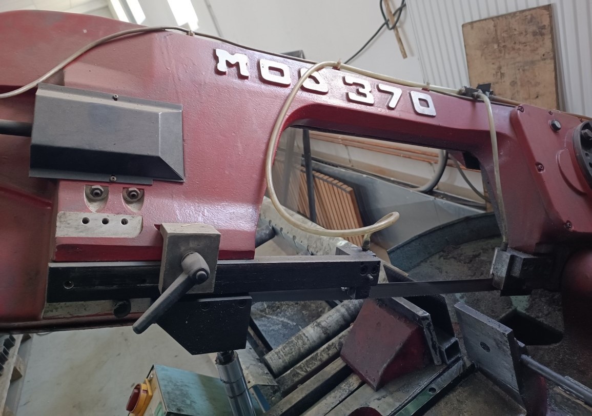 Pásová pila Bianco MOD 370 SA/60 - 2