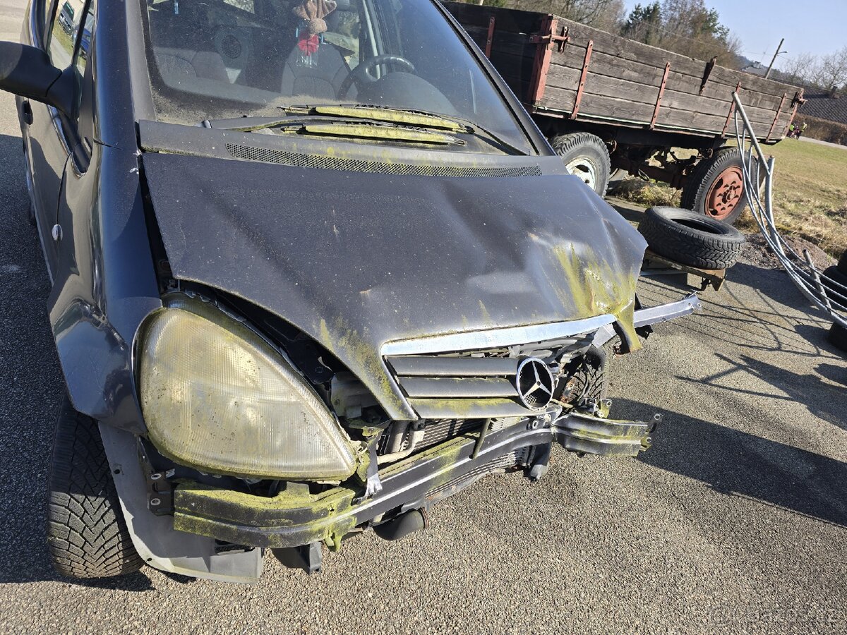 Mercedes A170 CDI havarovaný - 2
