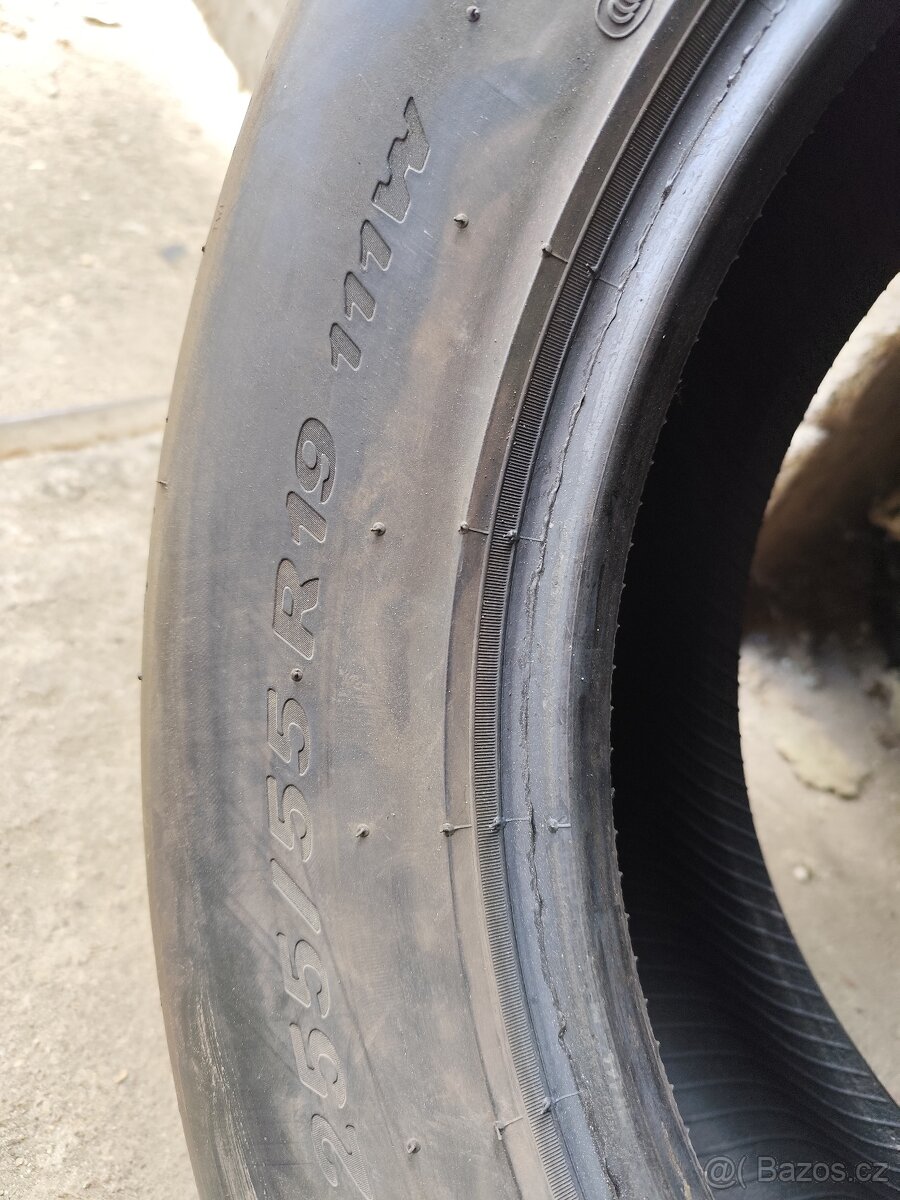 255/55R19 Pirelli letní - 2
