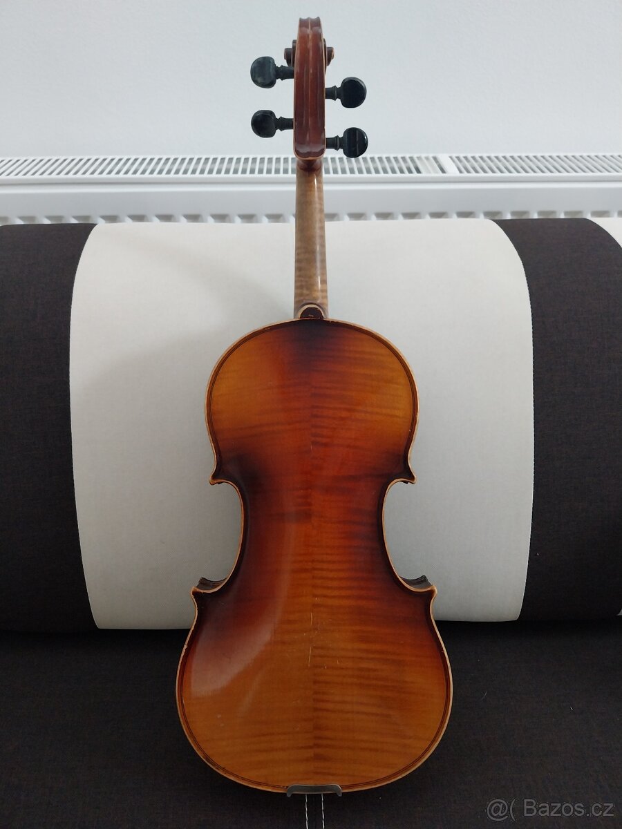 staré české housličky 4/4 60-80let - 2