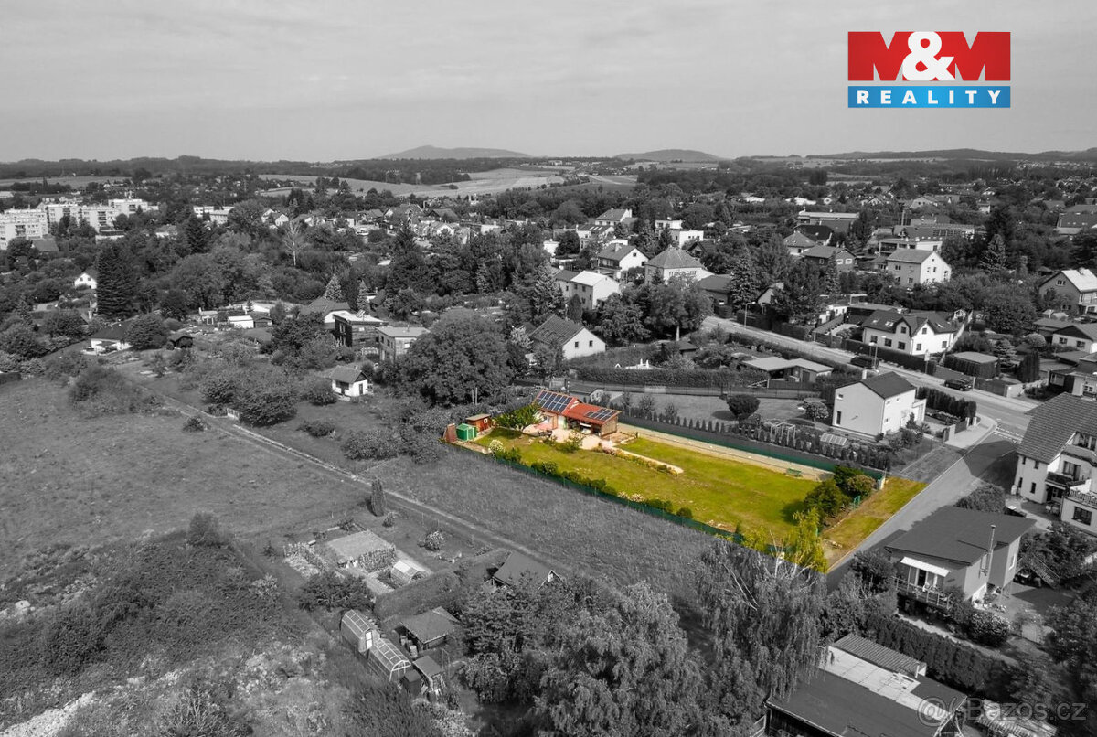 Prodej pozemku k bydlení, 1246 m², Ohrazenice, ul. Nádražní - 2