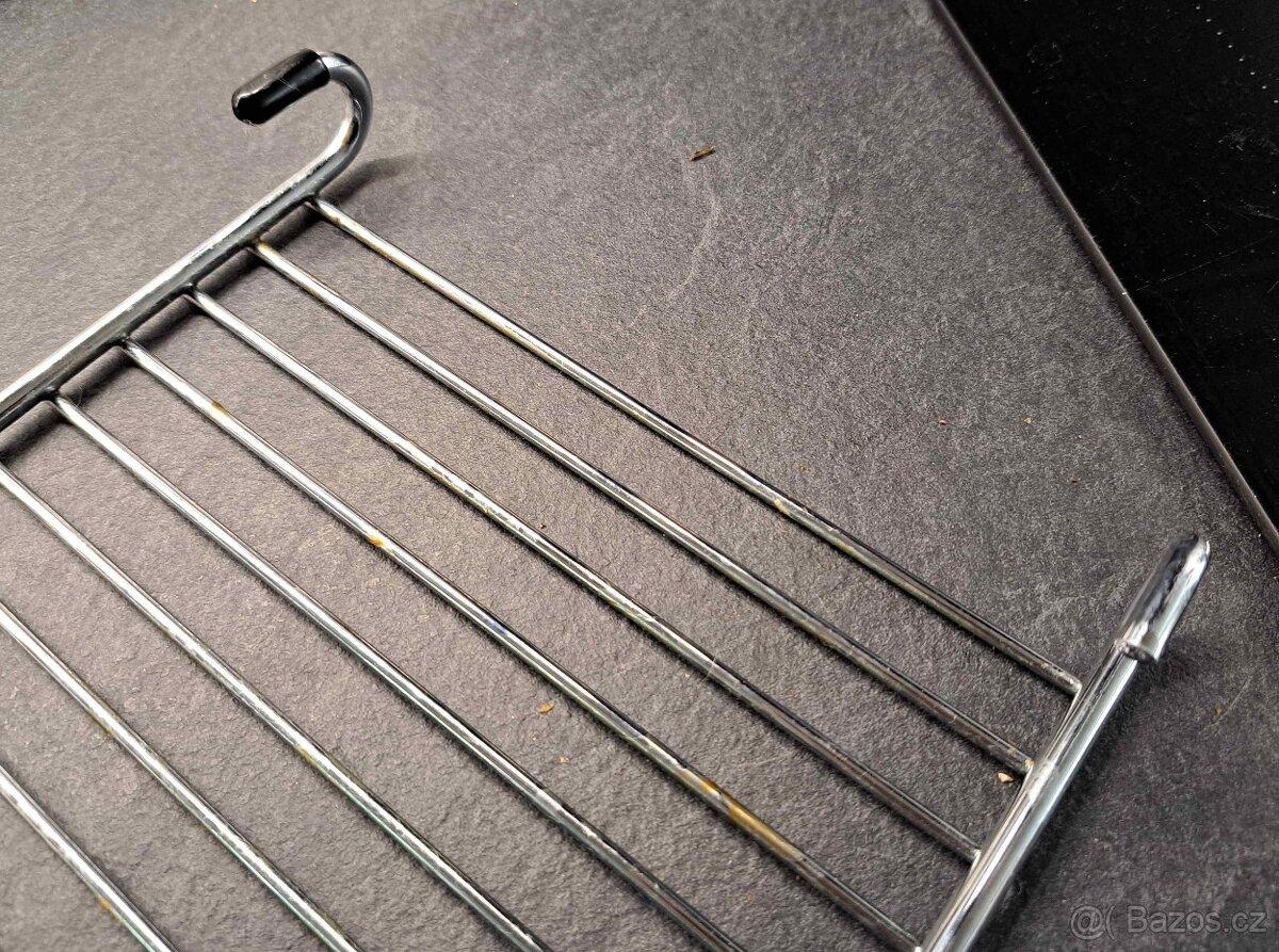 Podložka pod hrnec závěsná - 2