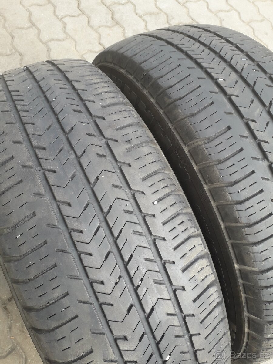 Michelin Agilis 51 - 215/65R16C 106/104T - 2