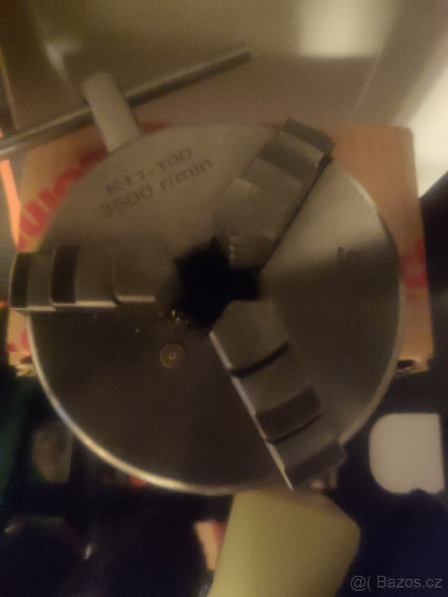 Univerzální tříčelisťová sklíčidlo 100mm , nové - 2