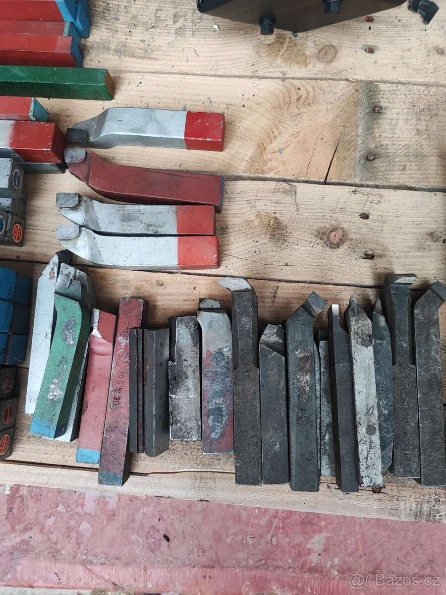 Soustružnické nože - 2