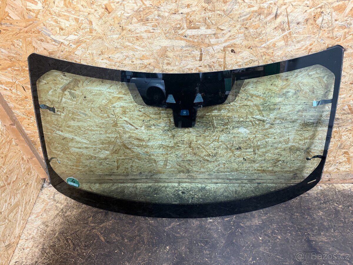 ČELNÍ OKNO LAND ROVER DISCOVERY SPORT L550 2017 - 2