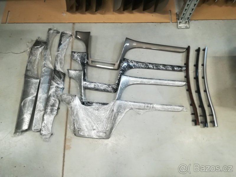 Škoda - výdech topení, dekorativní lišty - 2