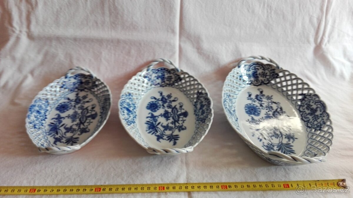 Prodám cibulák 4druhy košík na ovoce/pečivo 1Tř staré značen - 2