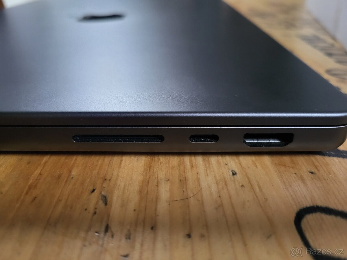 Apple macbook pro 14" - 2