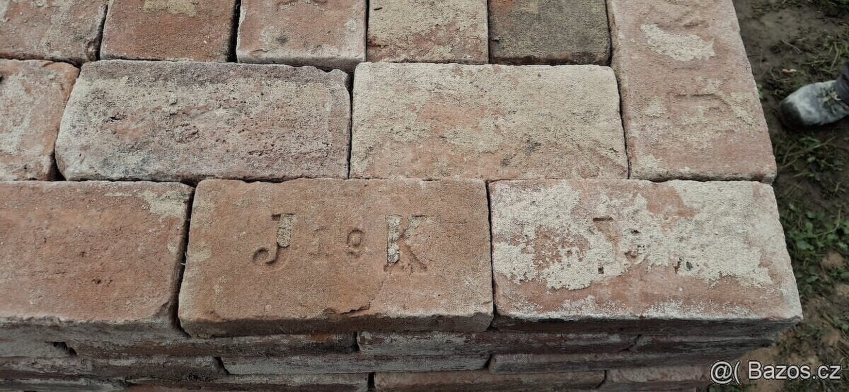 Staré pálené cihly - 2