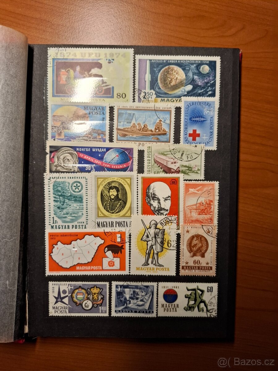 Prodám A5 album5 s poštovními známkami. - 2