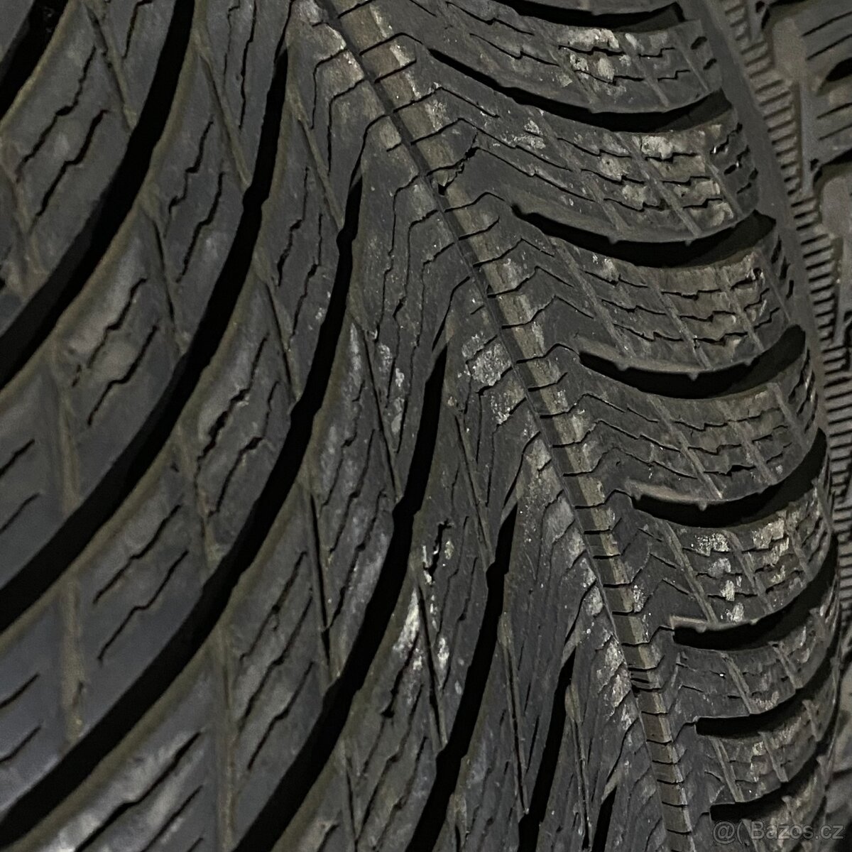 Zimní pneu 275/45 R20 110v Michelin 5mm - 2