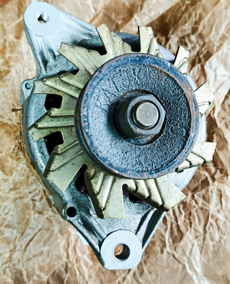 Uaz, Volha - alternátor - NOVÝ - 2