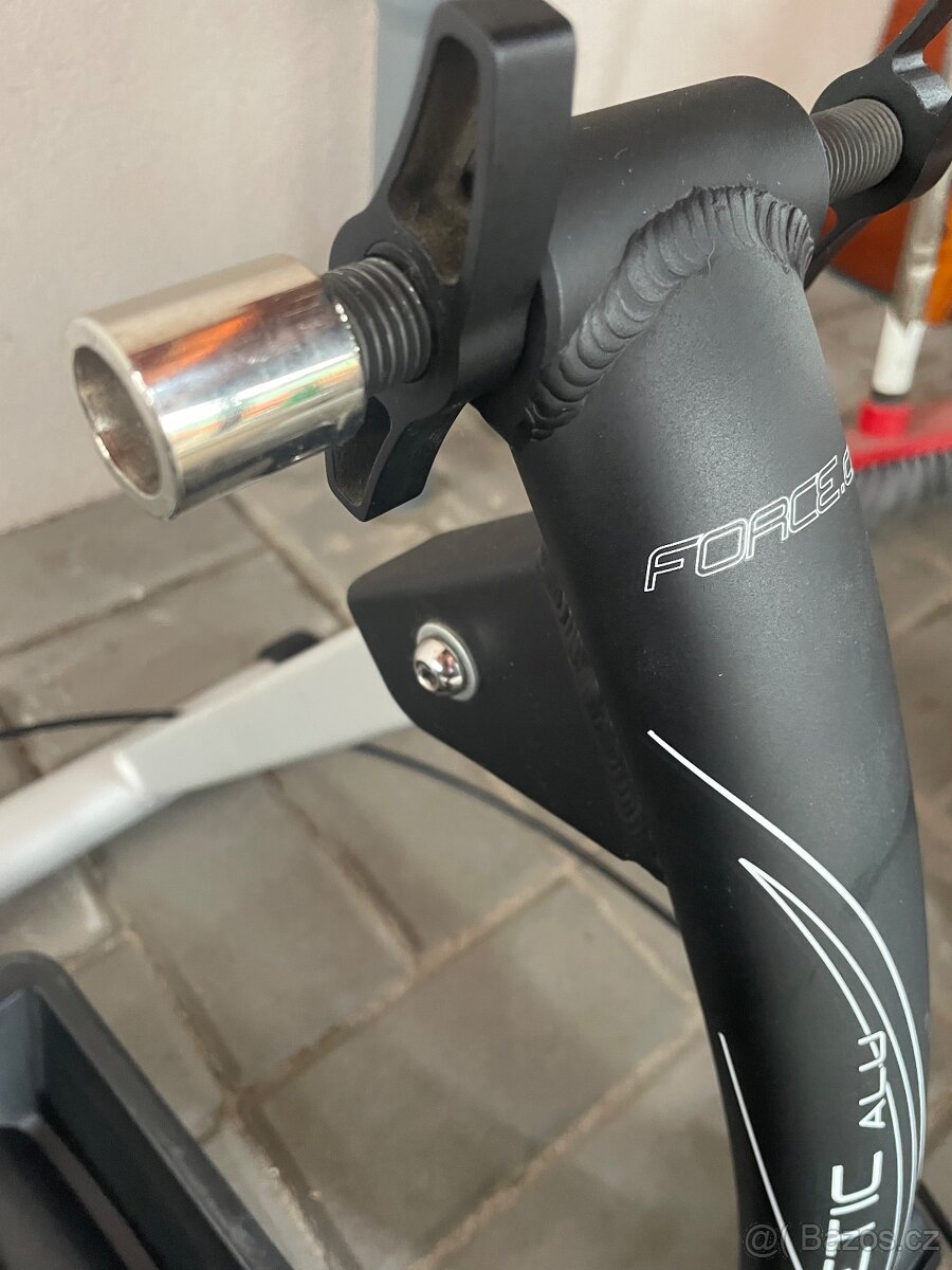 Cyklistický trenažér - 2