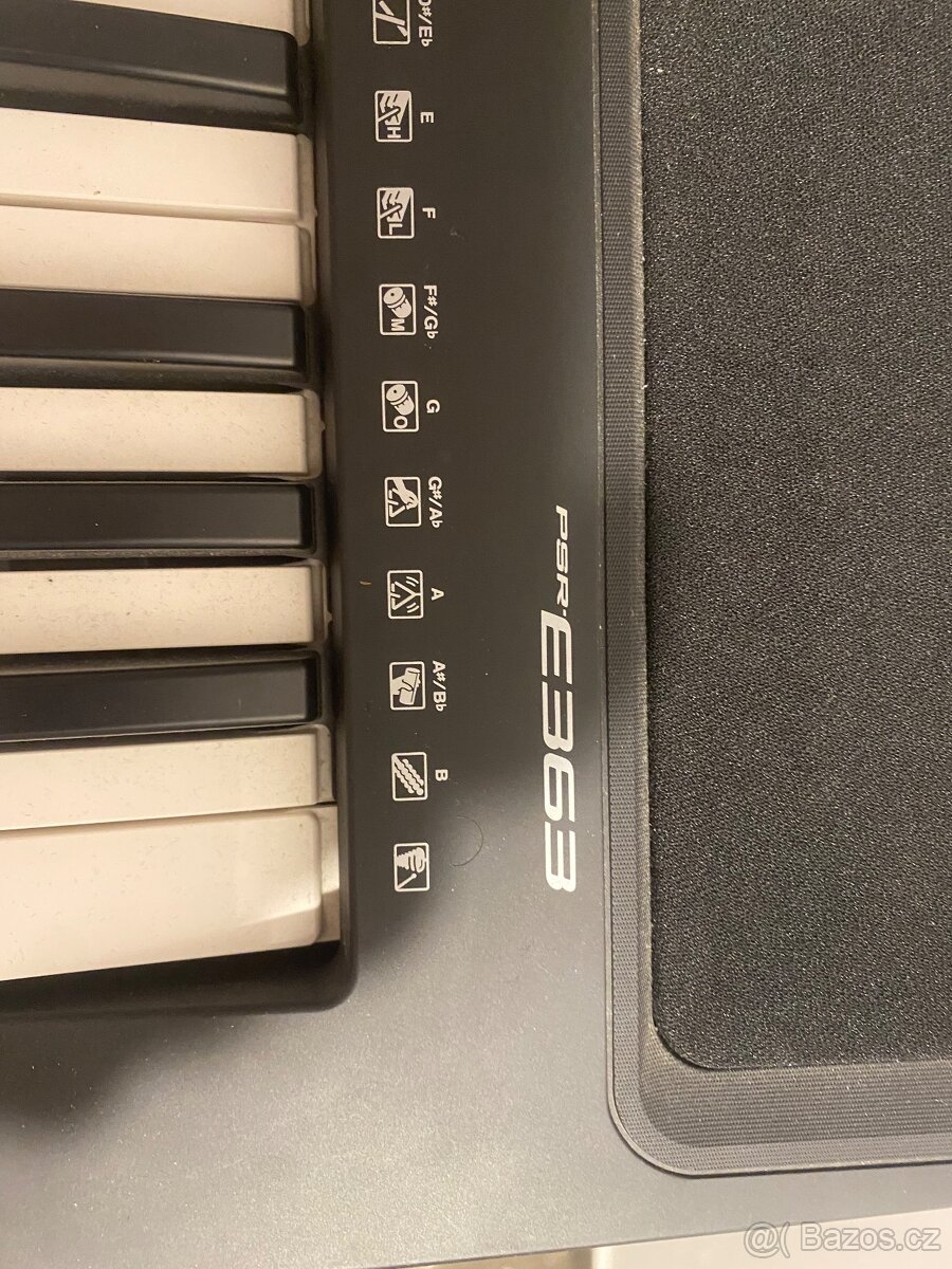 Yamaha psr e 363 - 2