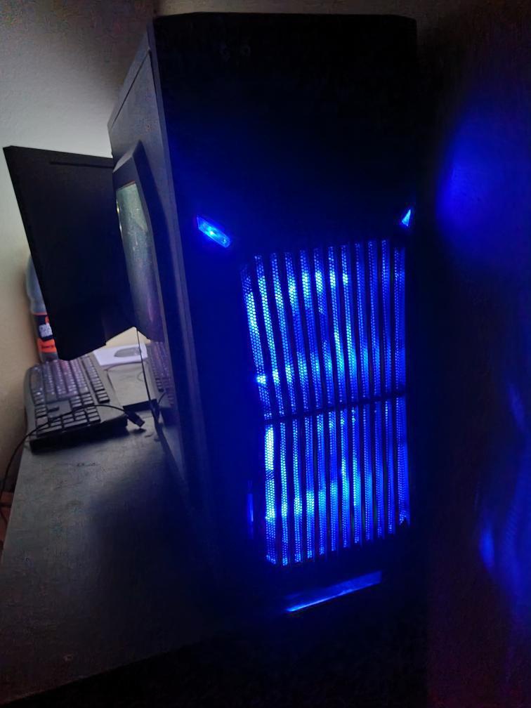 Herní PC Ryzen 7 3700X GTX 1660 - 2