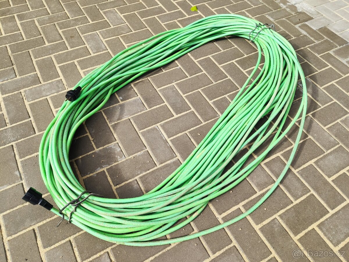 Prodlužovací kabel 230V - 70metrů - silný - 2