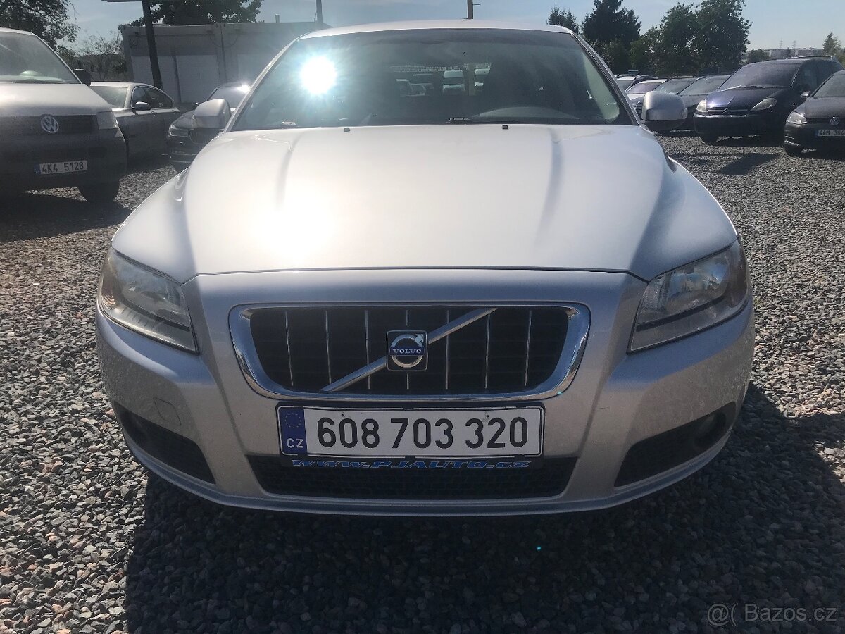 Volvo V70, 2.0 D 100 KW,NAVI,STAV,CENA. - 2