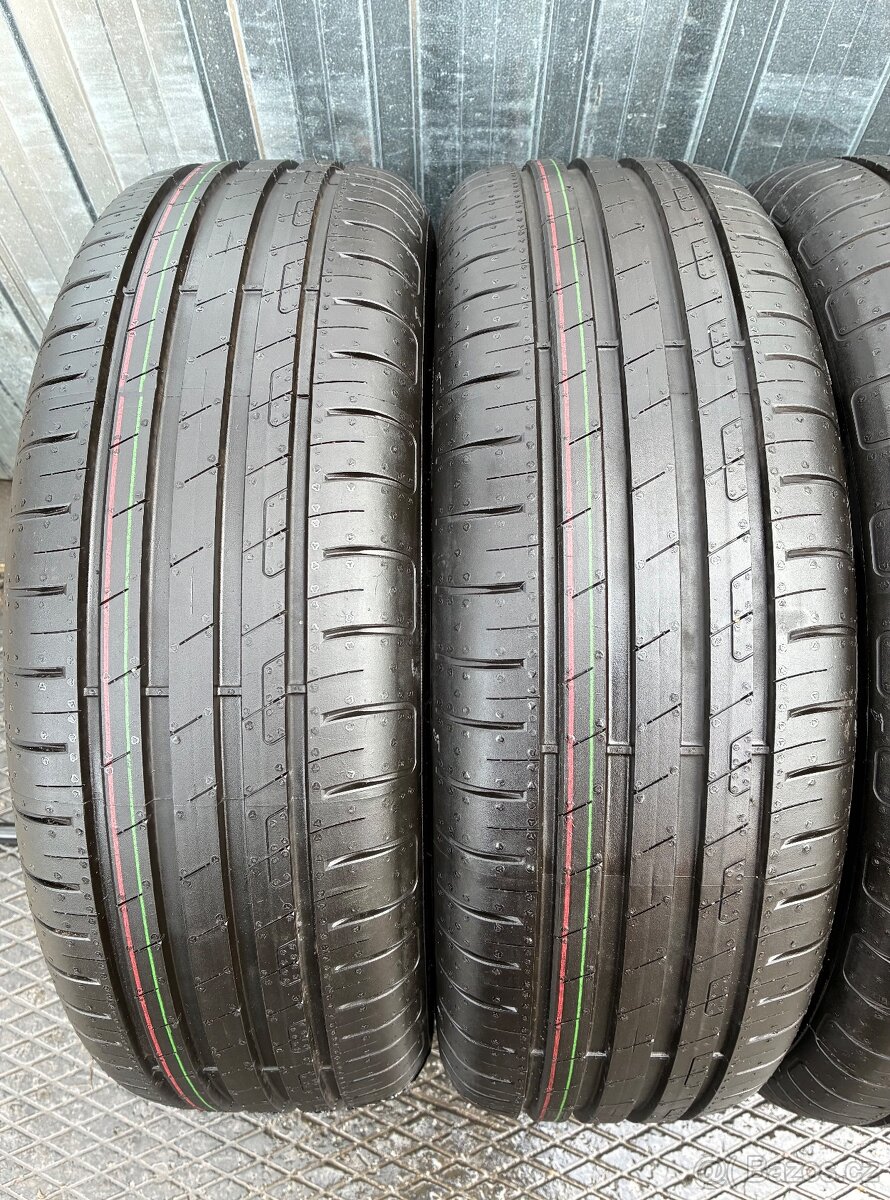 Goodyaer 205/60/16 letní - 2