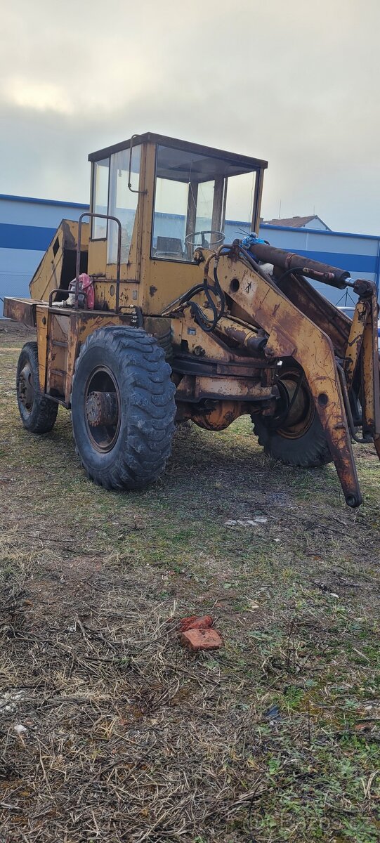 Hon UN 053.1 čelní nakladač r.v. 1981 - 2