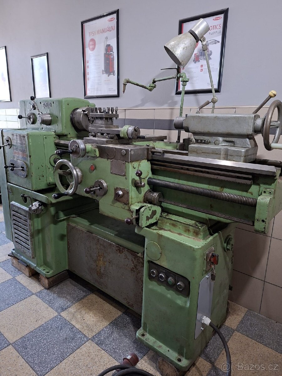 Soustruh SU32 / 750 - 2