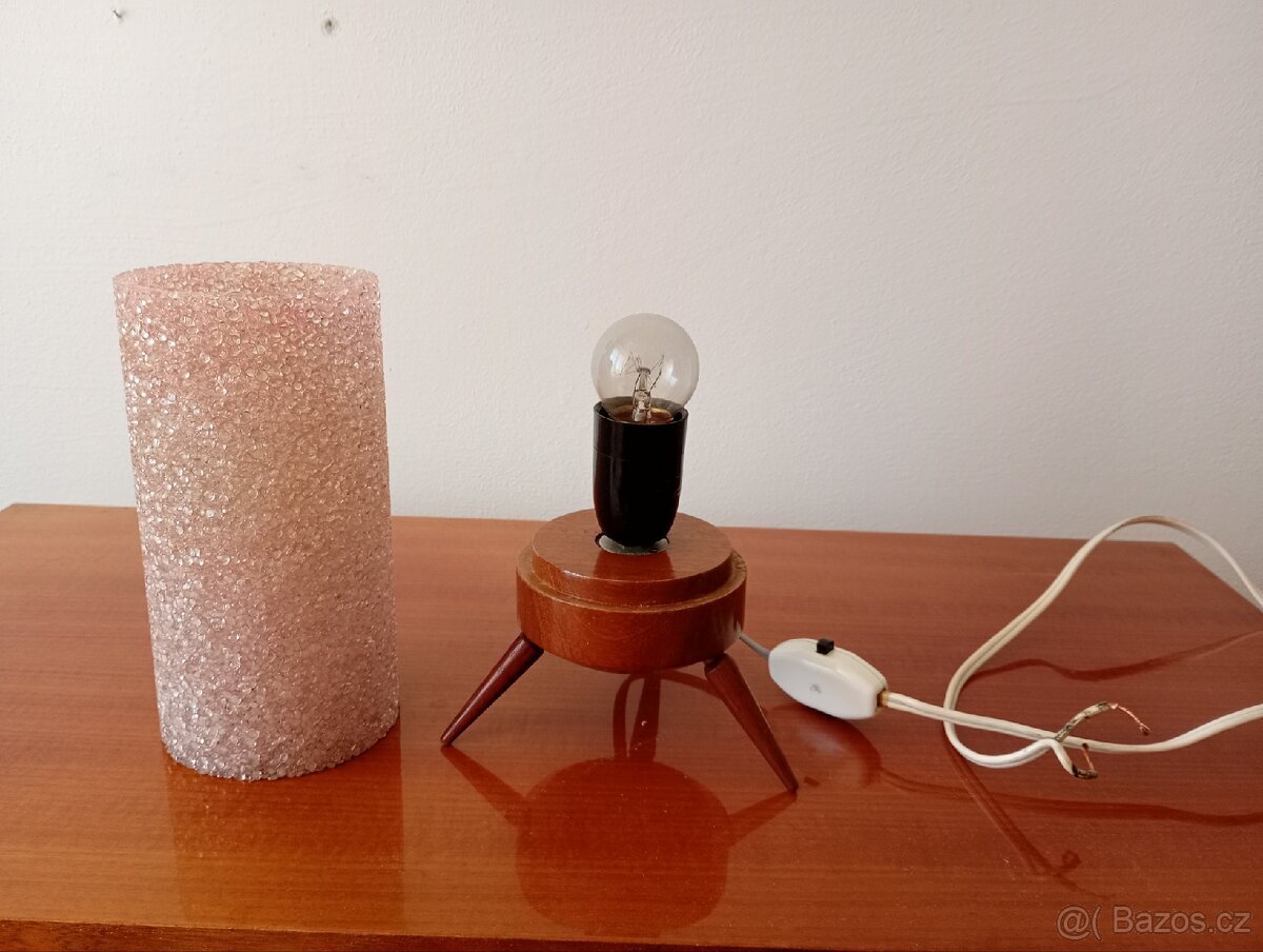 Retro lampicka - 2