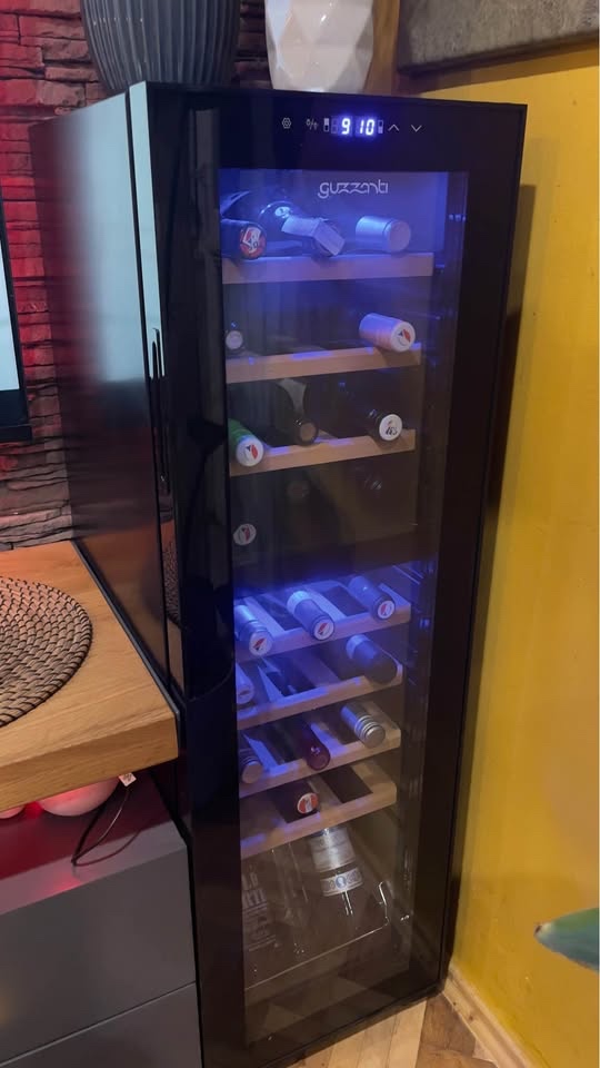 Vinotéka Guzzanti GZ 27DD - 2