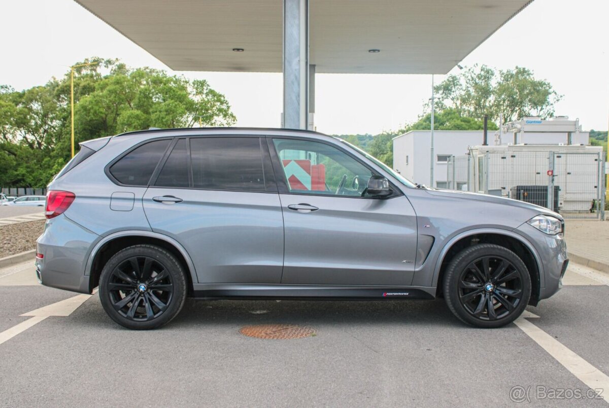 BMW X5 xDrive30d A/T - 2