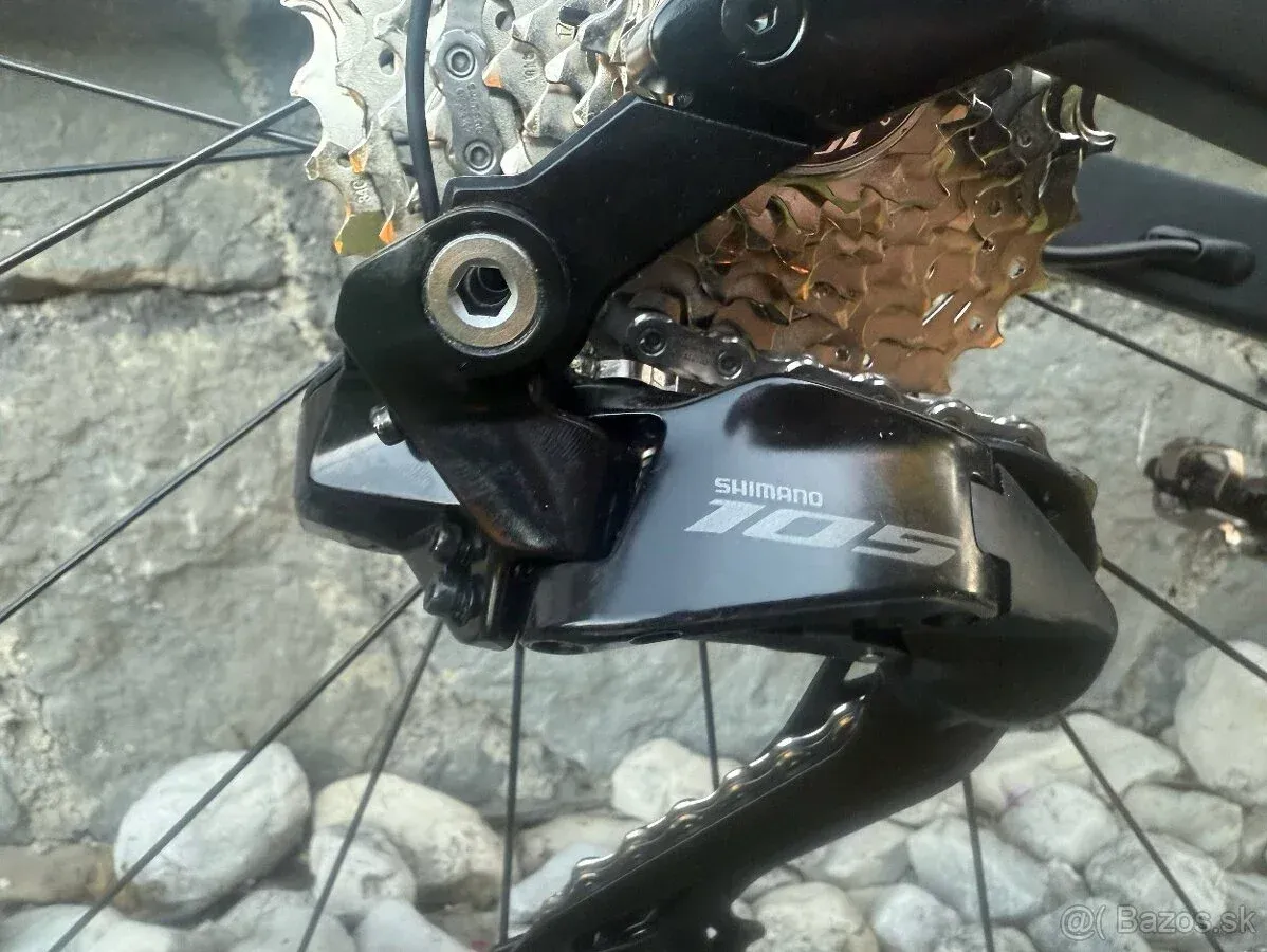 Carbonový Cestný Bicykel UCI - 2